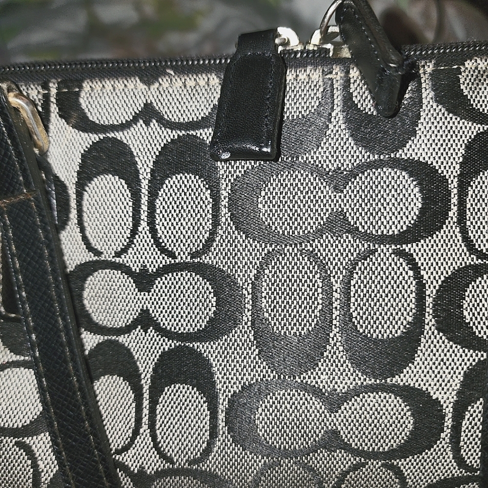 Vintage COACH logo handbag - Picture 6 of 7